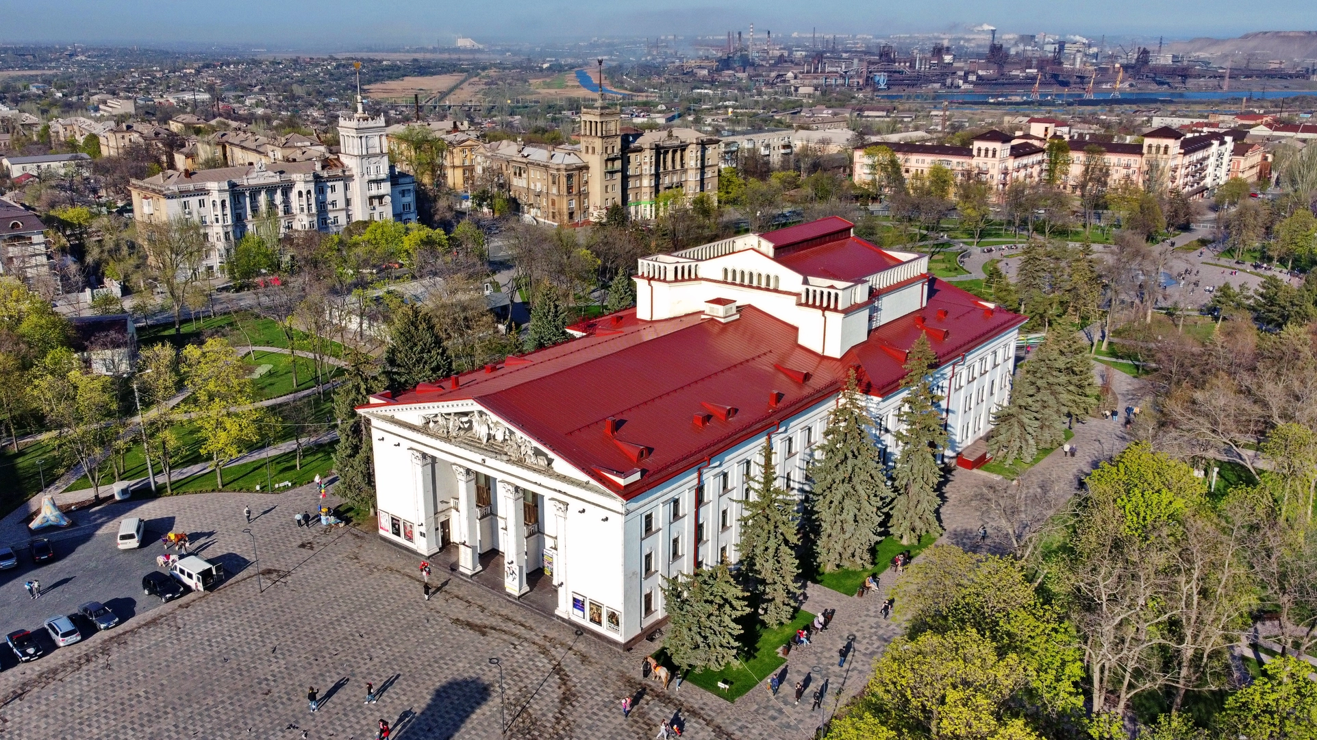 Mariupol Drama Theater in 2021. ©Oleksandr Malyon